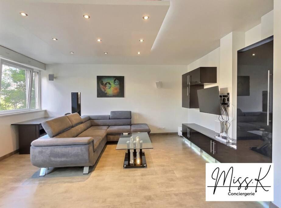 Appartement "Magic Red" De Miss.K Conciergerie à Mâcon Extérieur photo